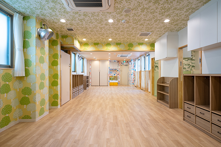 Nursery room③