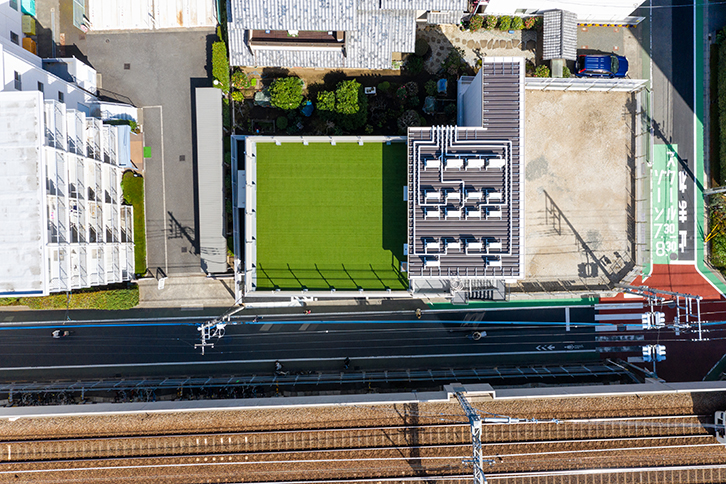 Entrance view of the building（Drone shooting）